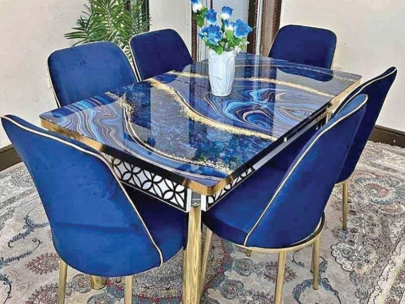 Elegant Dinning Table