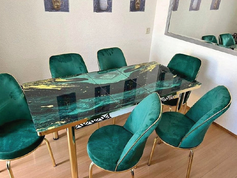Elegant Dinning Table